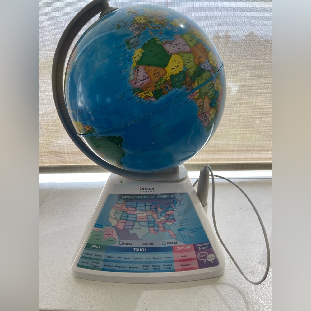 Oregon Scientific Interactive Globe